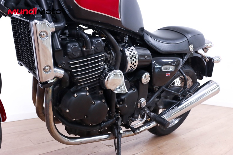 Motorbike image 9