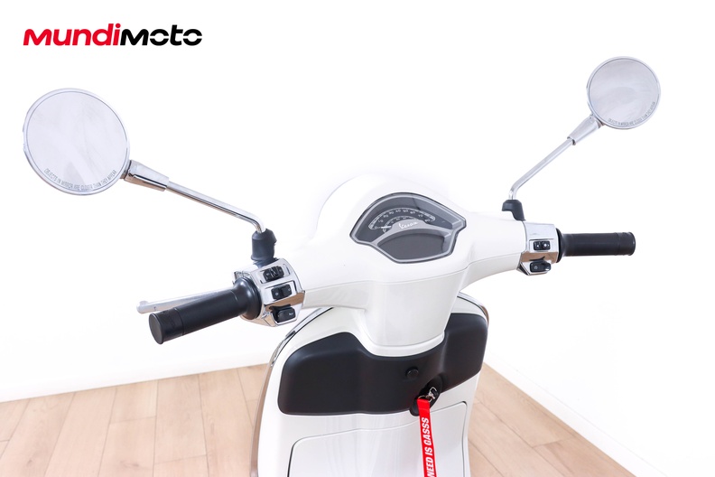 Motorbike image 10