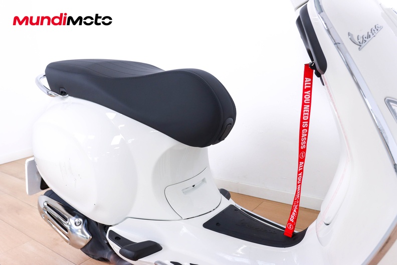 Motorbike image 12