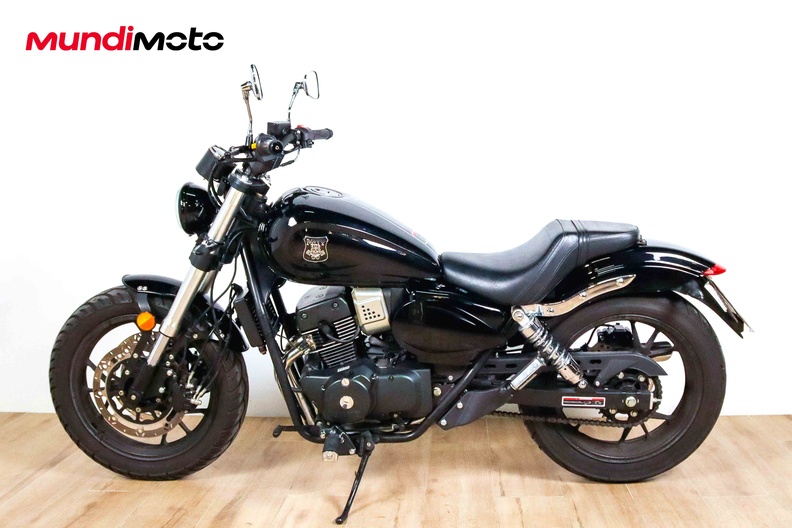 Motorbike image 5