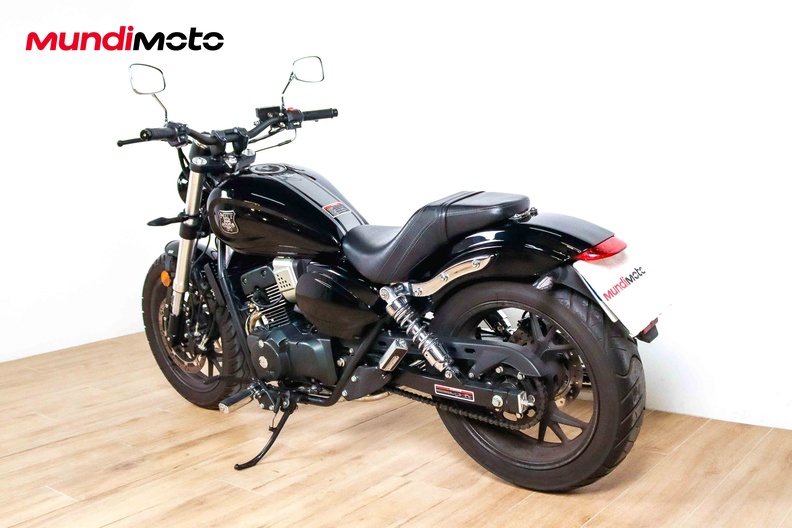 Motorbike image 6