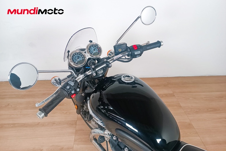 Motorbike image 10
