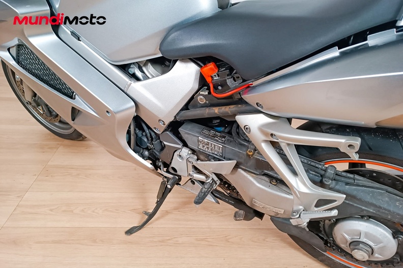 Motorbike image 8