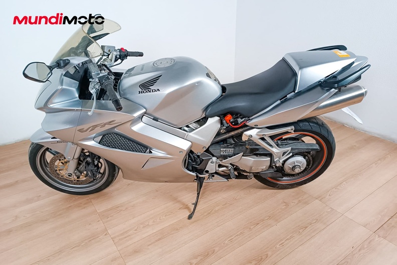 Motorbike image 5