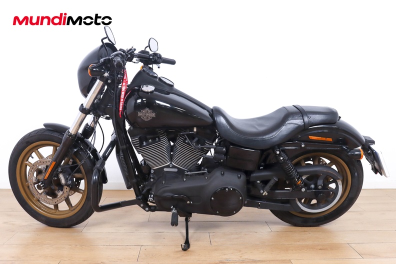 Motorbike image 5