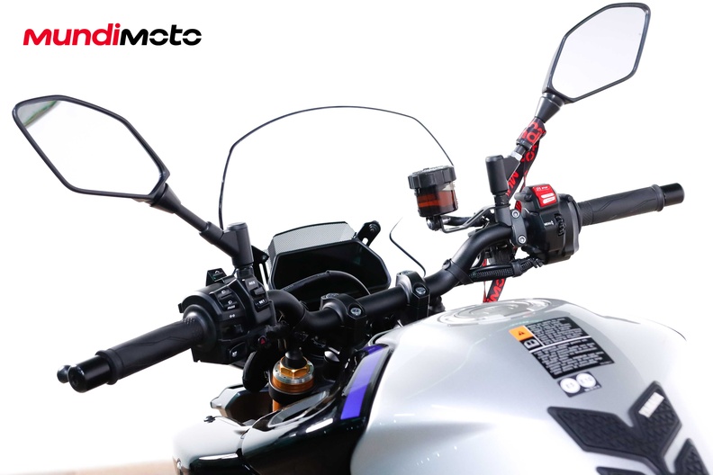 Motorbike image 10