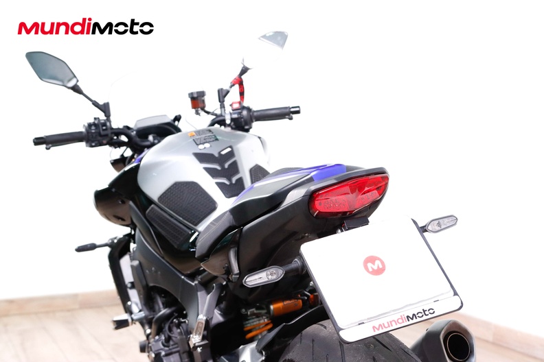 Motorbike image 8
