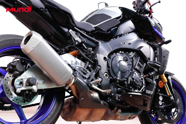 Motorbike image 3