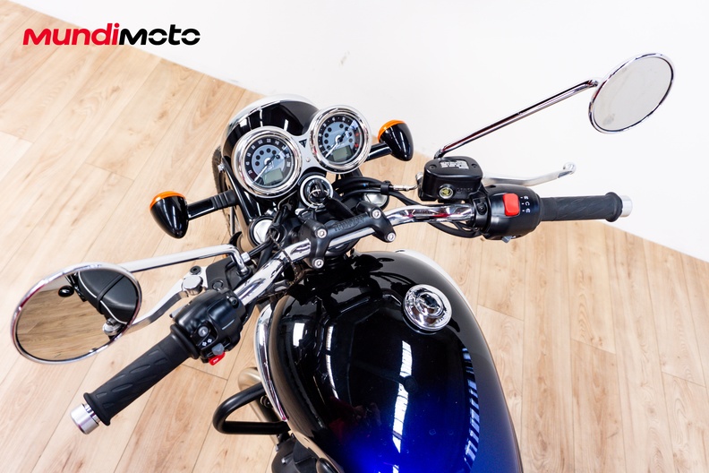 Motorbike image 10