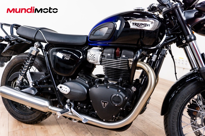 Motorbike image 4