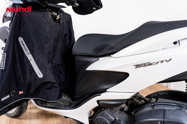 Motorbike image 8
