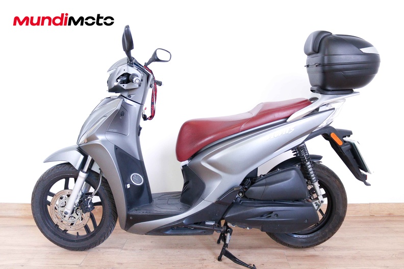 Motorbike image 5