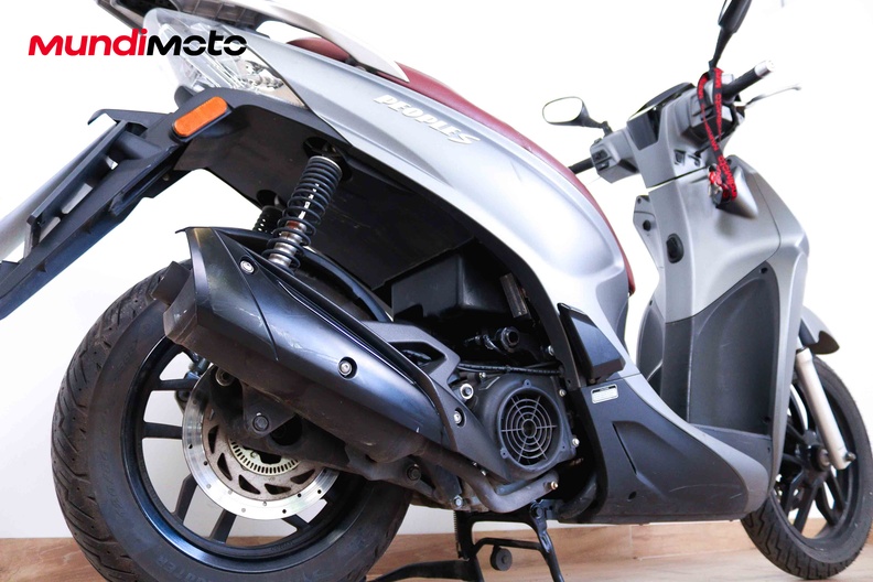 Motorbike image 3