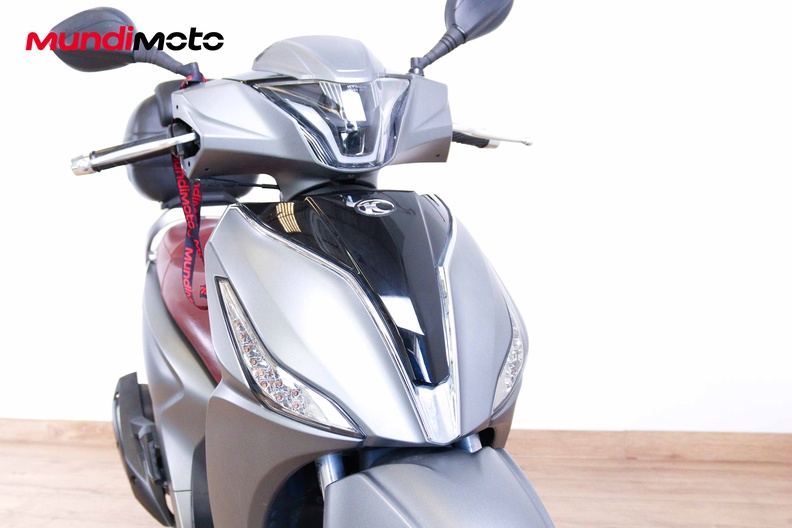 Motorbike image 4