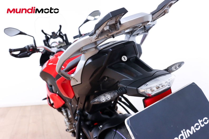 Motorbike image 9