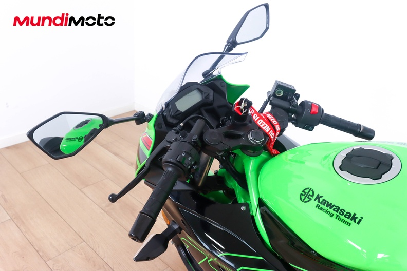 Motorbike image 10