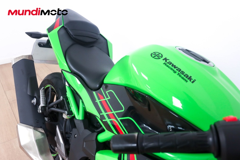 Motorbike image 12