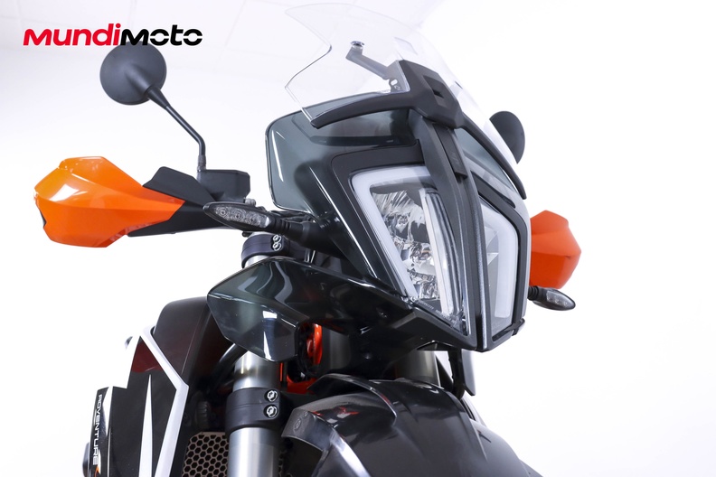 Motorbike image 4
