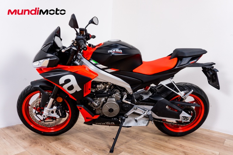 Motorbike image 5