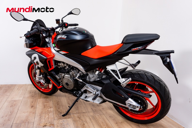 Motorbike image 7