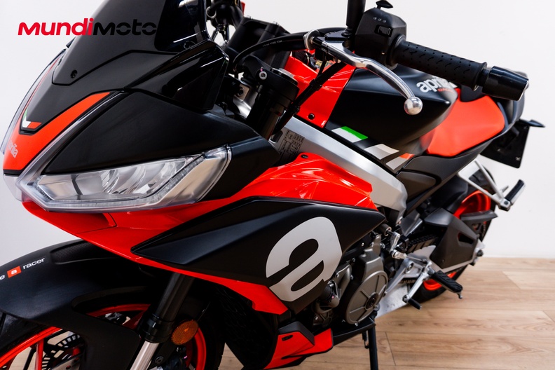 Motorbike image 9