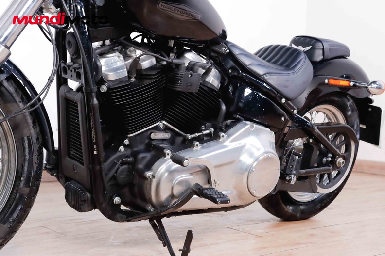 Motorbike image 8