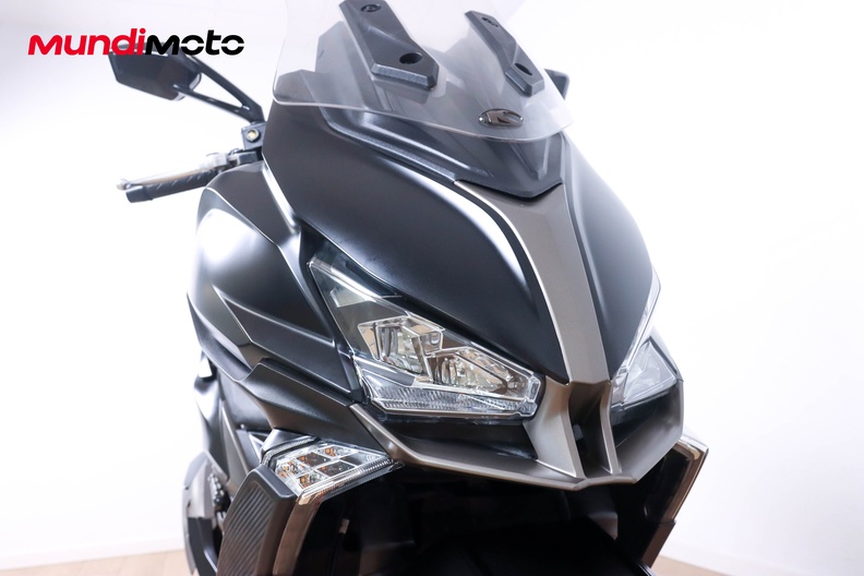 Motorbike image 4