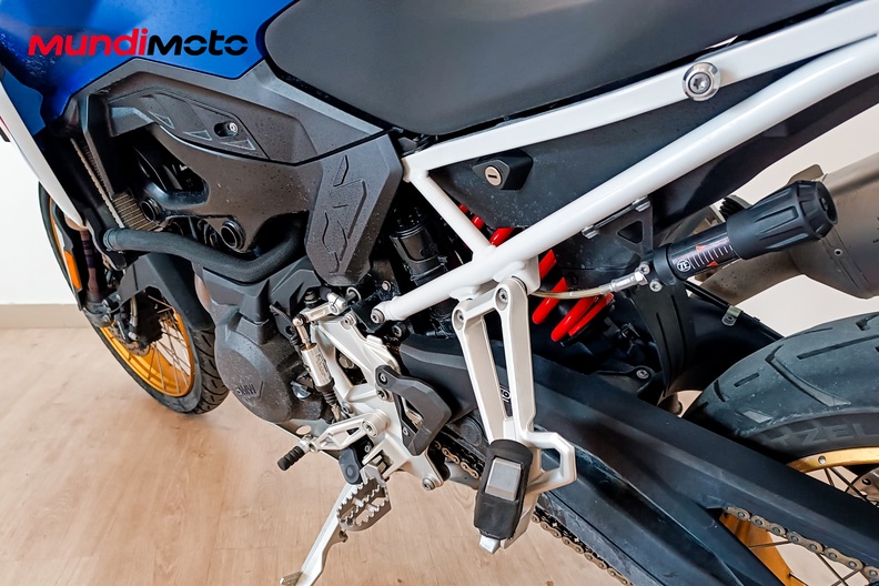 Motorbike image 8