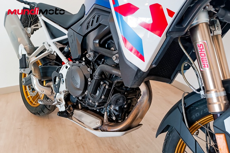 Motorbike image 4