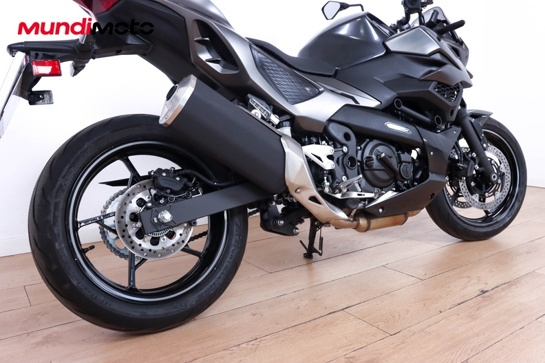 Motorbike image 3