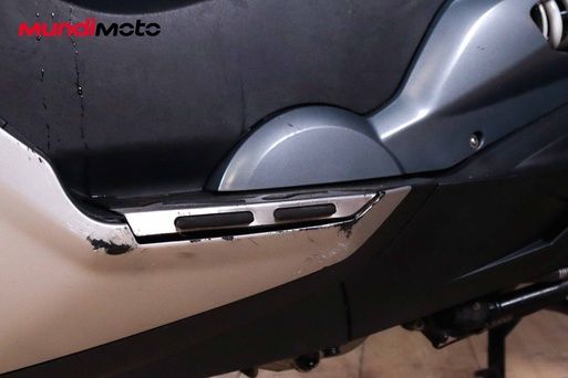 damage image