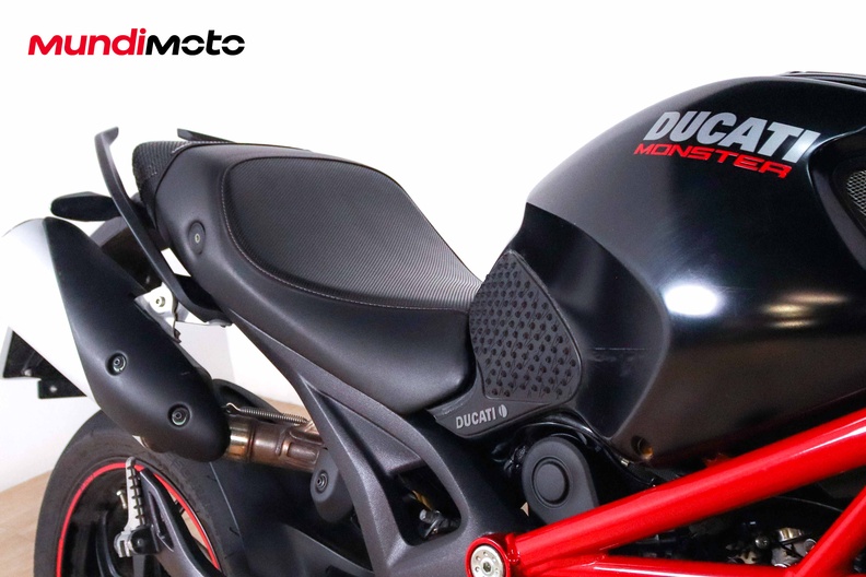 Motorbike image 12