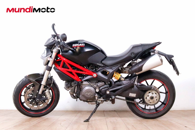 Motorbike image 5
