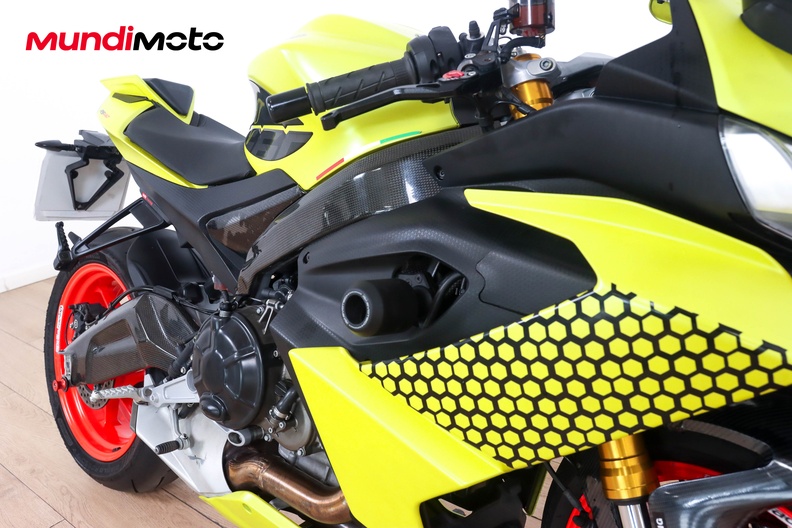 Motorbike image 12