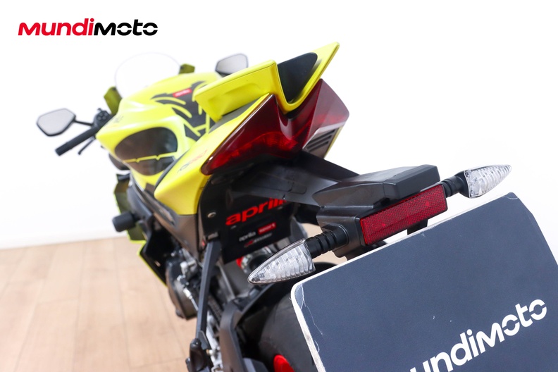 Motorbike image 9