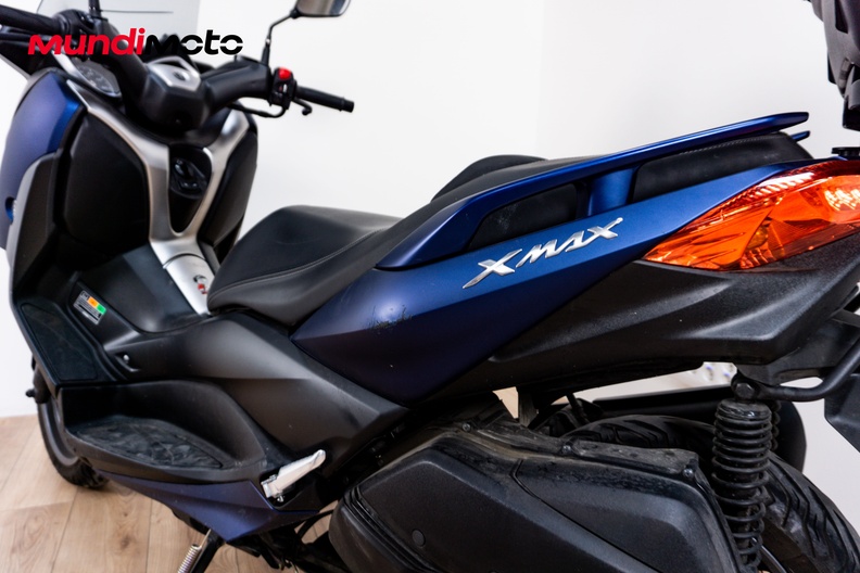 Motorbike image 8
