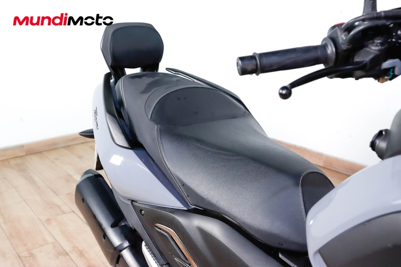 Motorbike image 12
