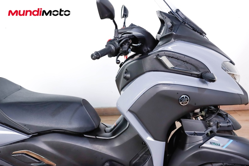 Motorbike image 13