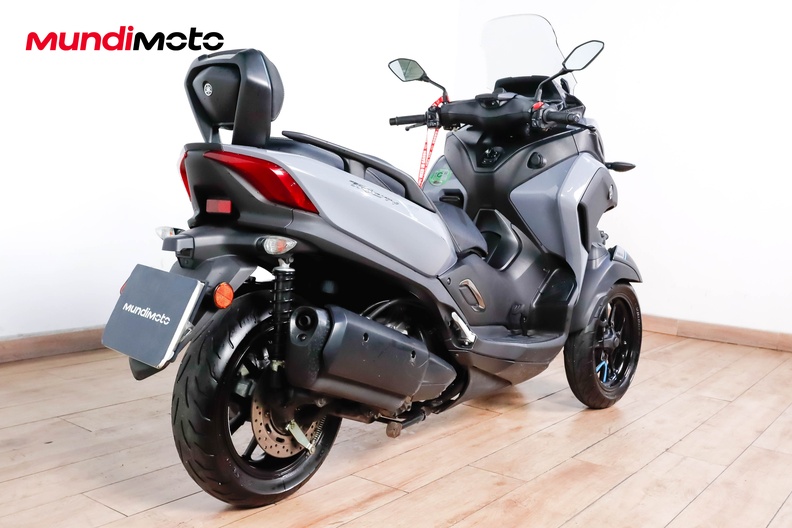 Motorbike image 2