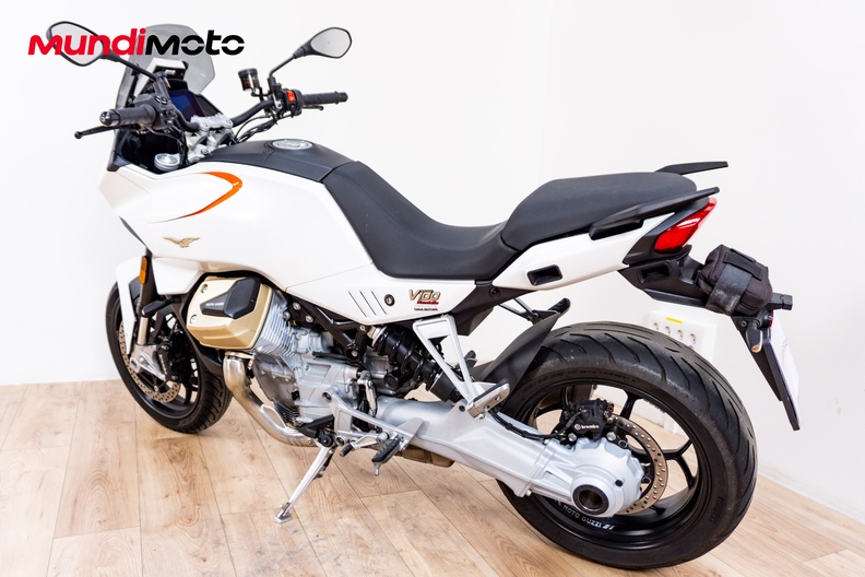 Motorbike image 7