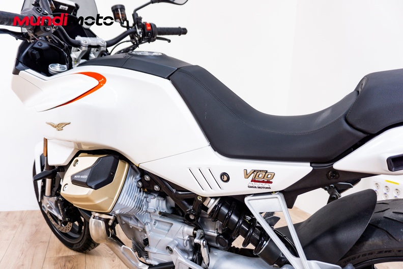 Motorbike image 8