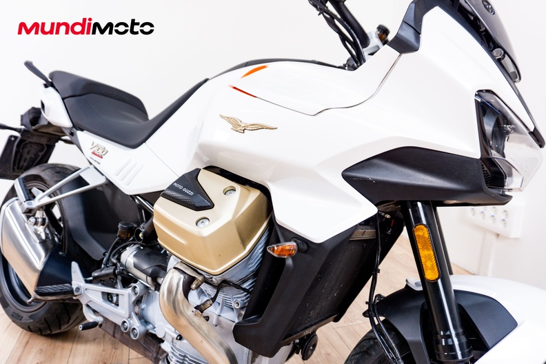 Motorbike image 4