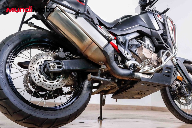 Motorbike image 3