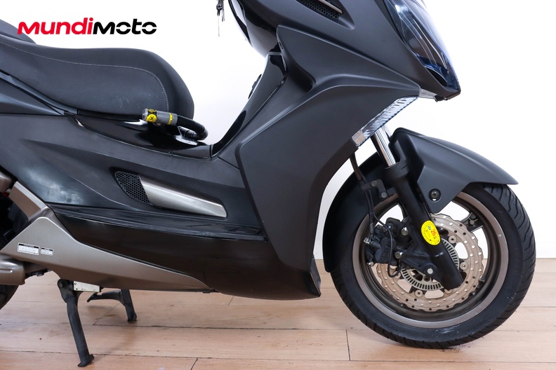 Motorbike image 13