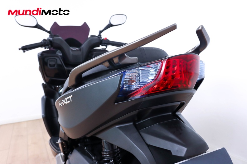 Motorbike image 9