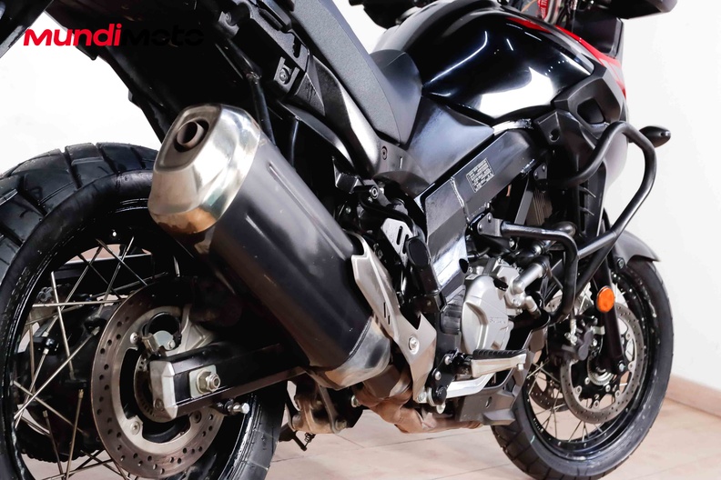 Motorbike image 3