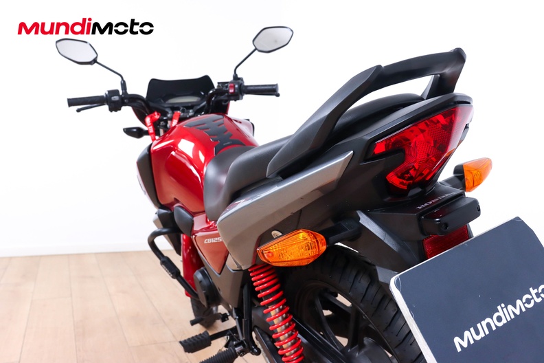 Motorbike image 9