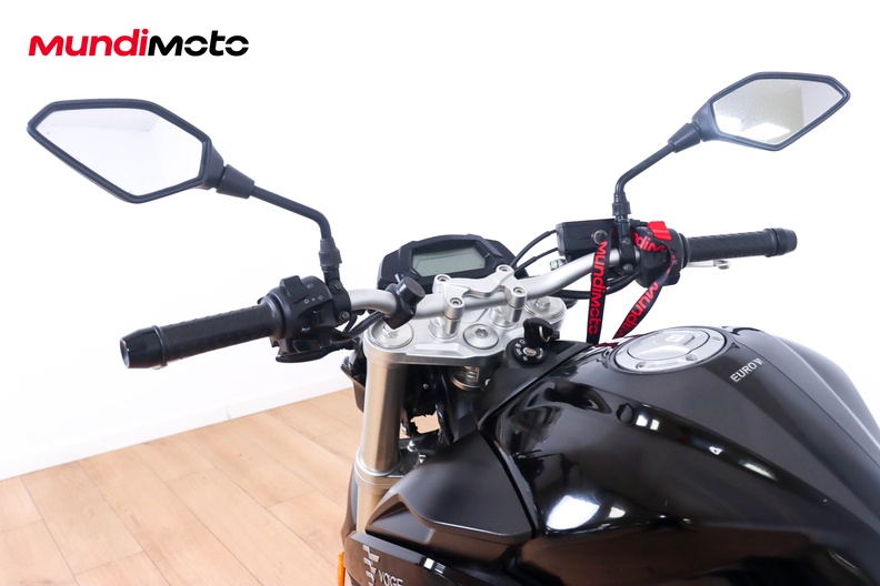 Motorbike image 10
