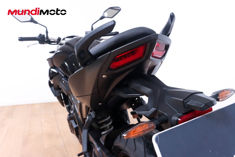 Motorbike image 9