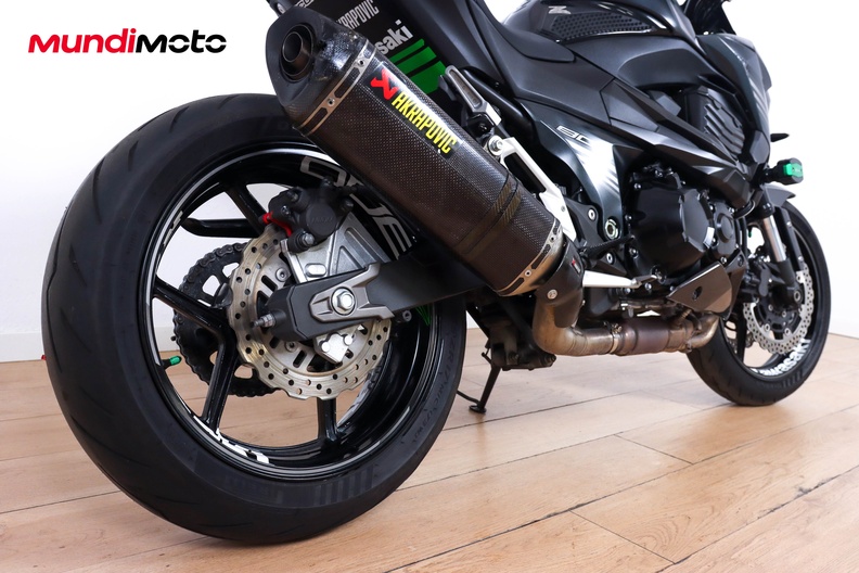Motorbike image 3